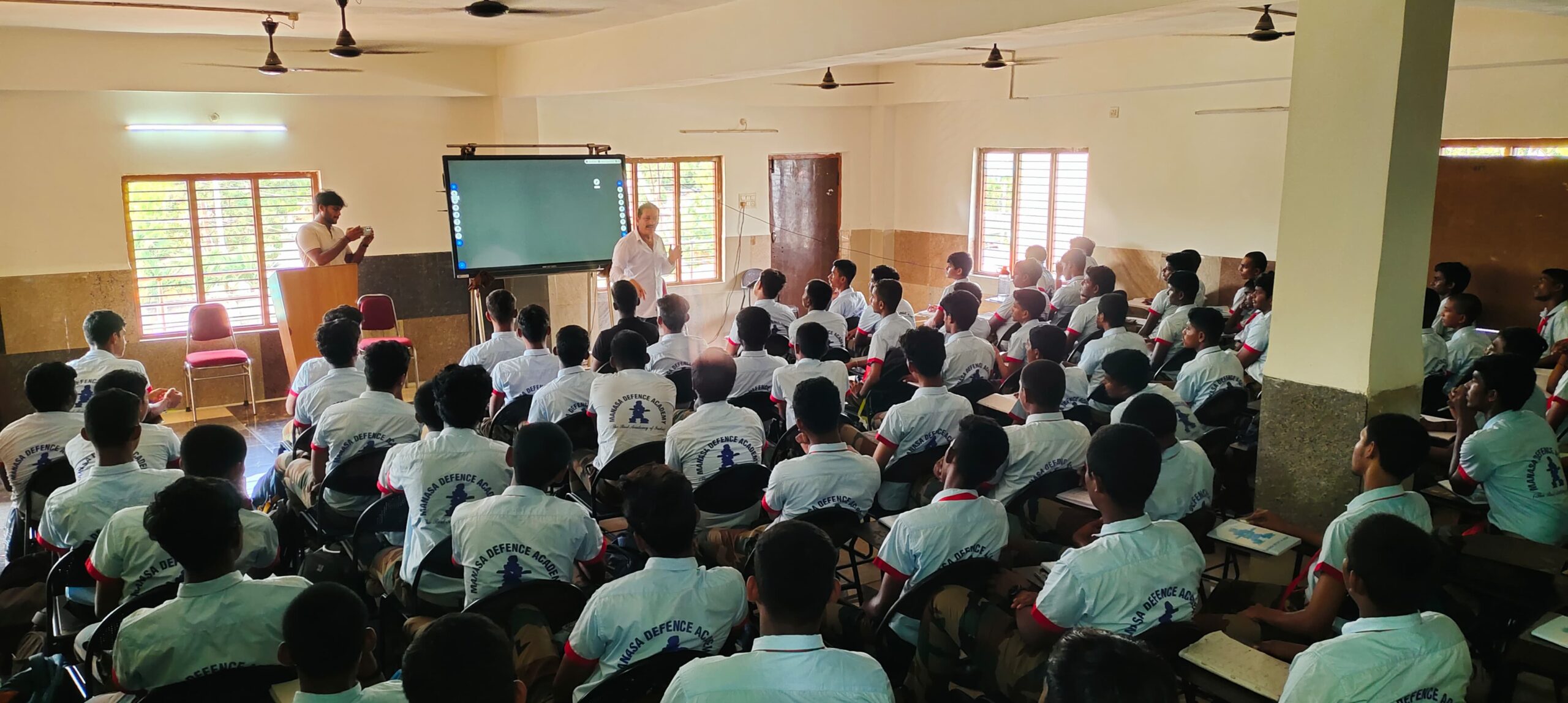 Best defence academy in Visakhapatnam.